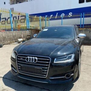 Audi S8